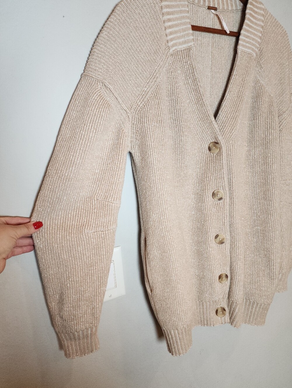 Free People Beige Button V-neck Knit Sweater Cardigan Pockets Small Oversized - Picture 12 of 16